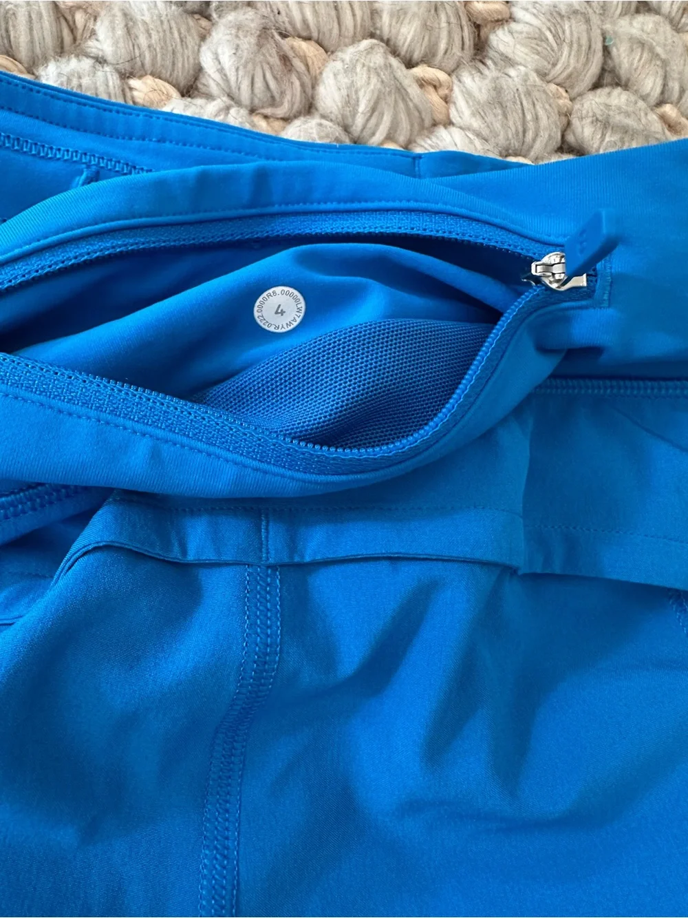 NWOT Lululemon Speed Up LR short 2.5” Lined blue size 4